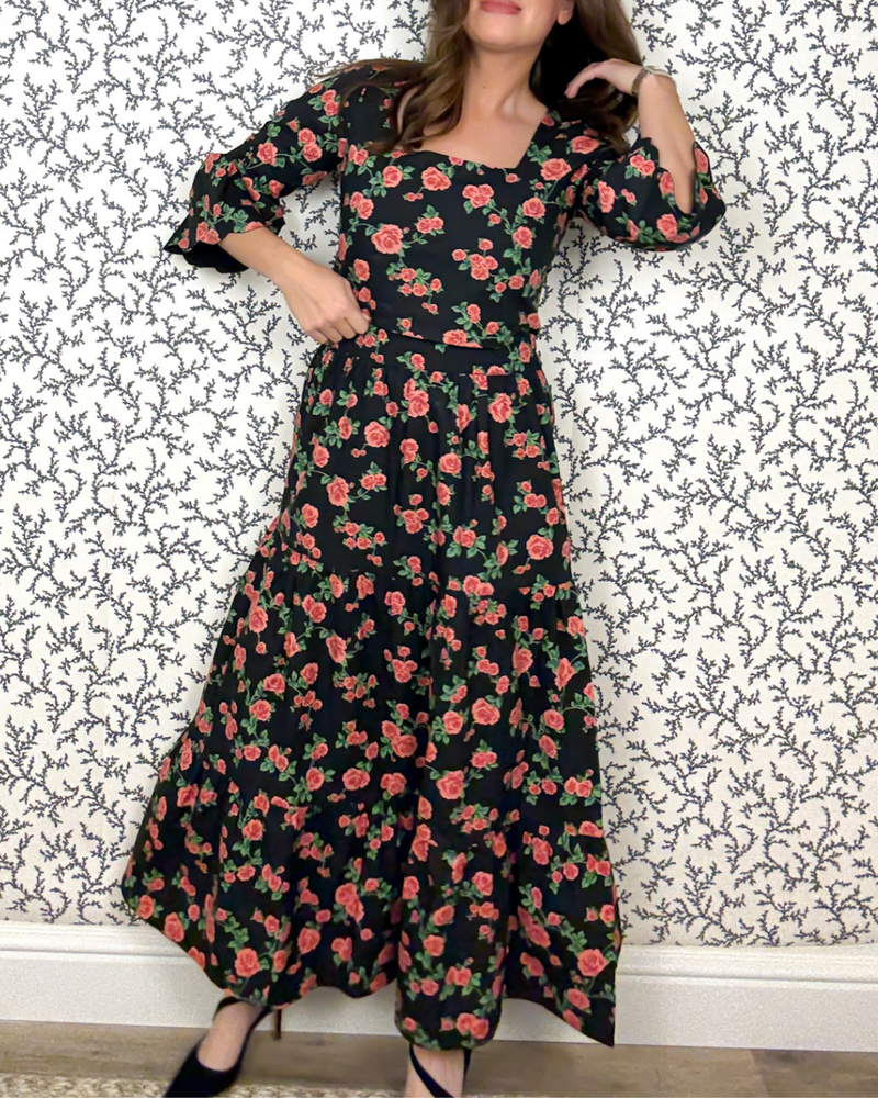 THE SOUTHPORT SKIRT ROSE GARDEN